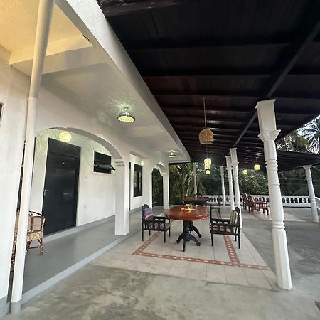 White Hill Hotell Unawatuna Eksteriør bilde