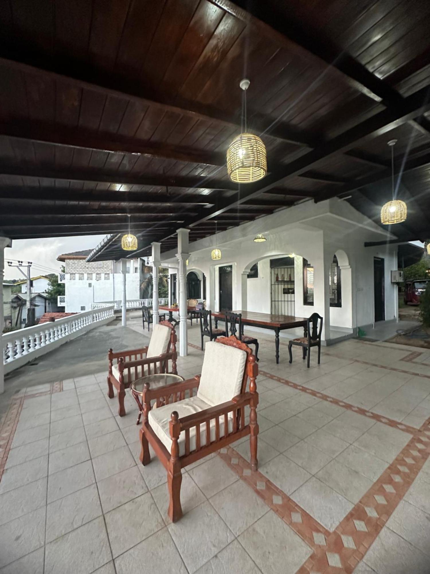 White Hill Hotell Unawatuna Eksteriør bilde