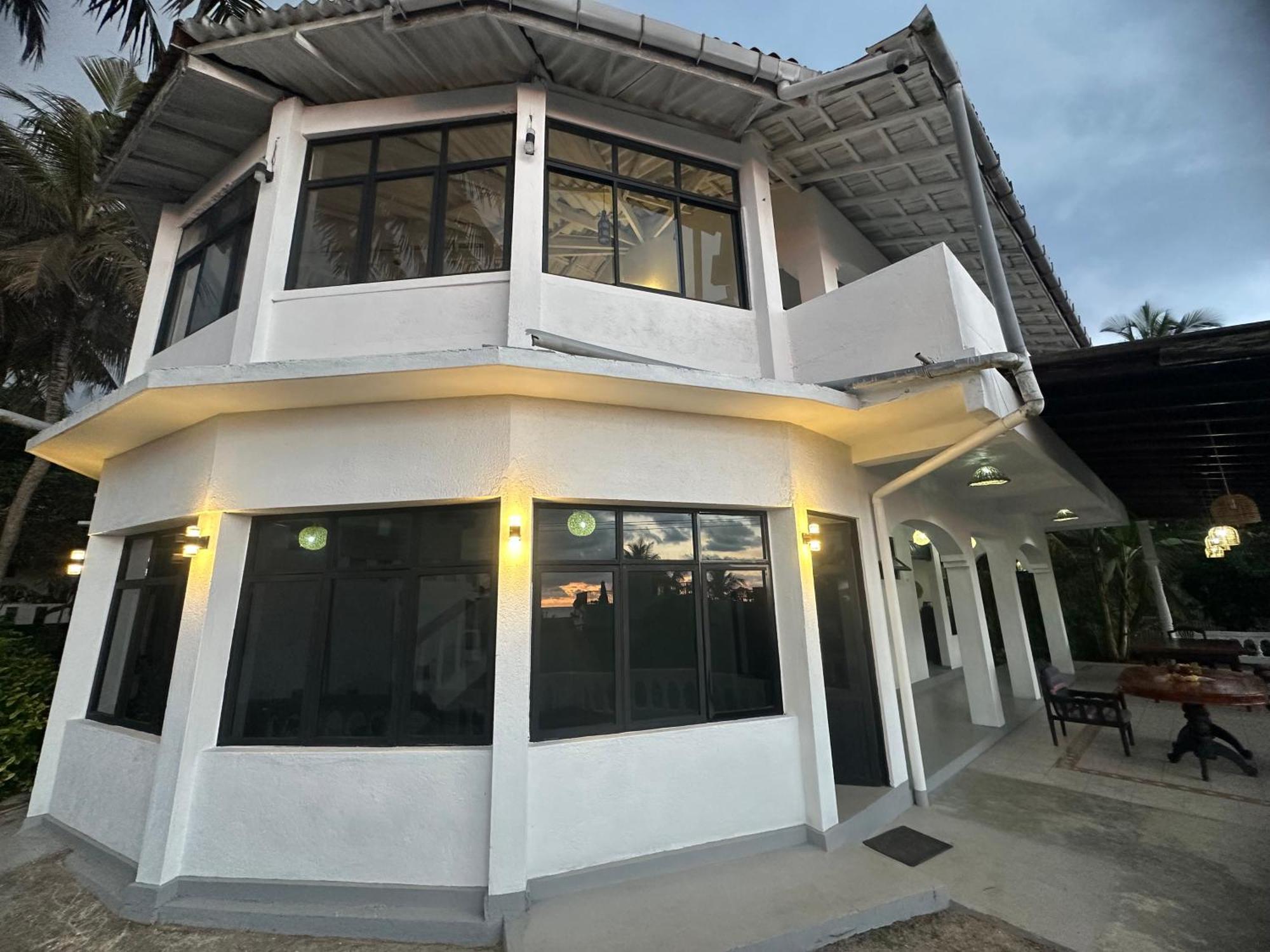 White Hill Hotell Unawatuna Eksteriør bilde