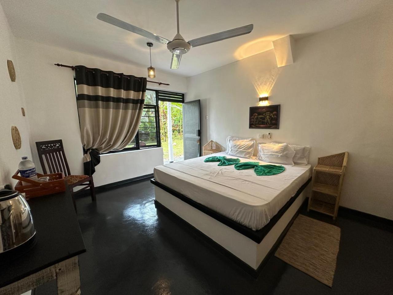 White Hill Hotell Unawatuna Eksteriør bilde
