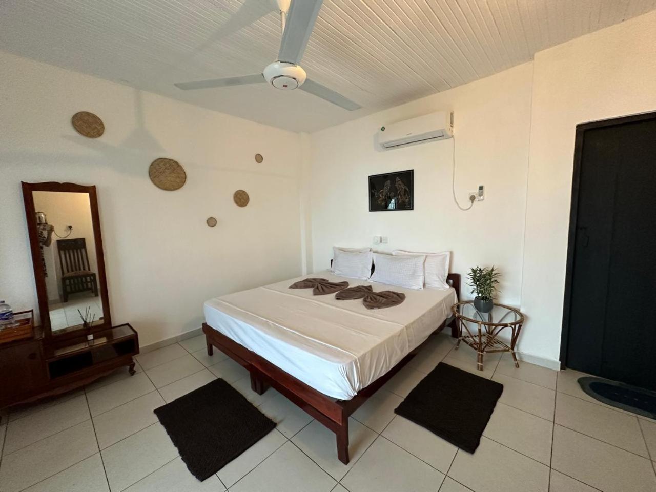 White Hill Hotell Unawatuna Eksteriør bilde